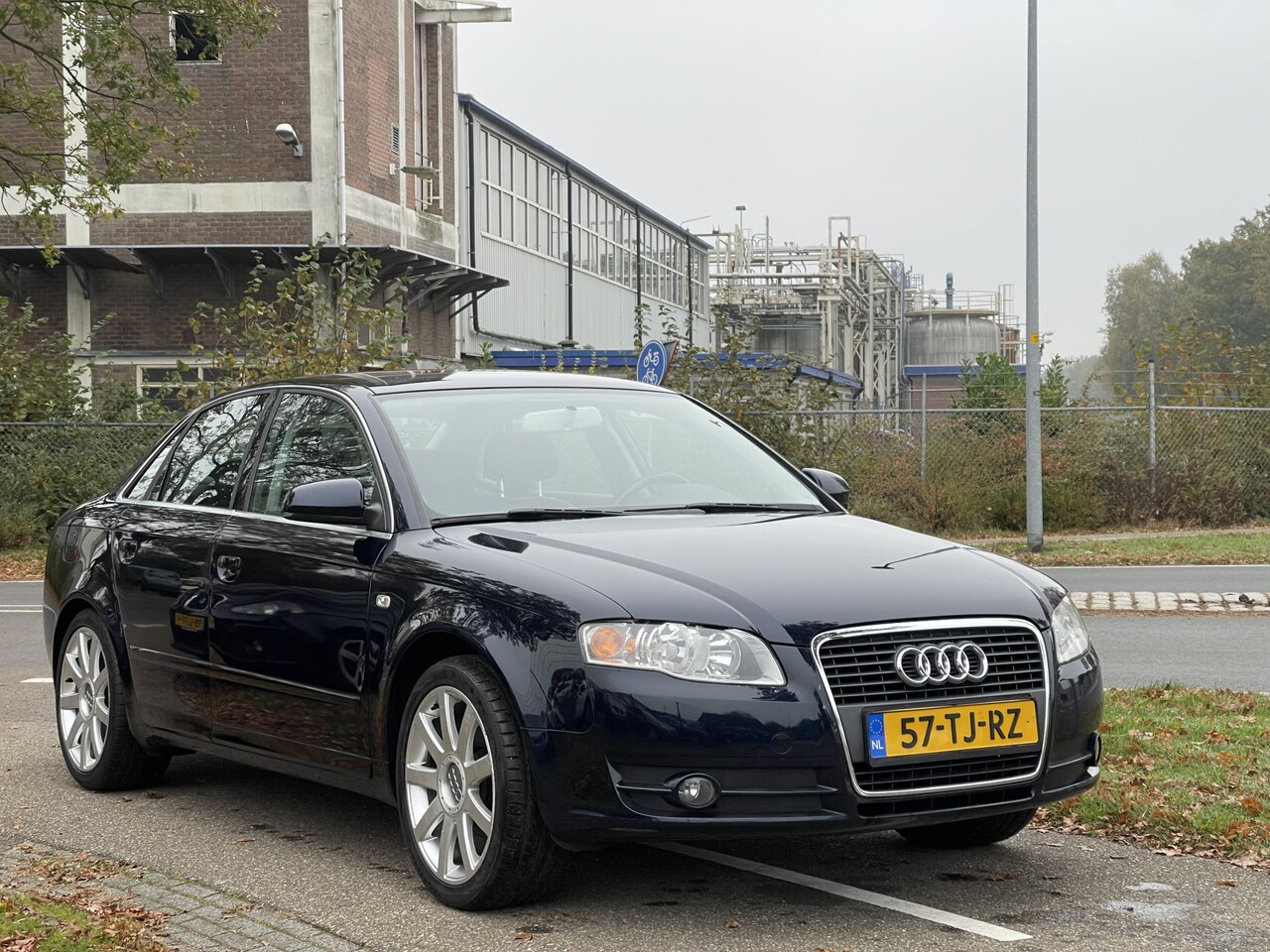 Audi A4 Limousine - 1.6 Pro Line Business | Lederen bekleding | - AutoWereld.nl