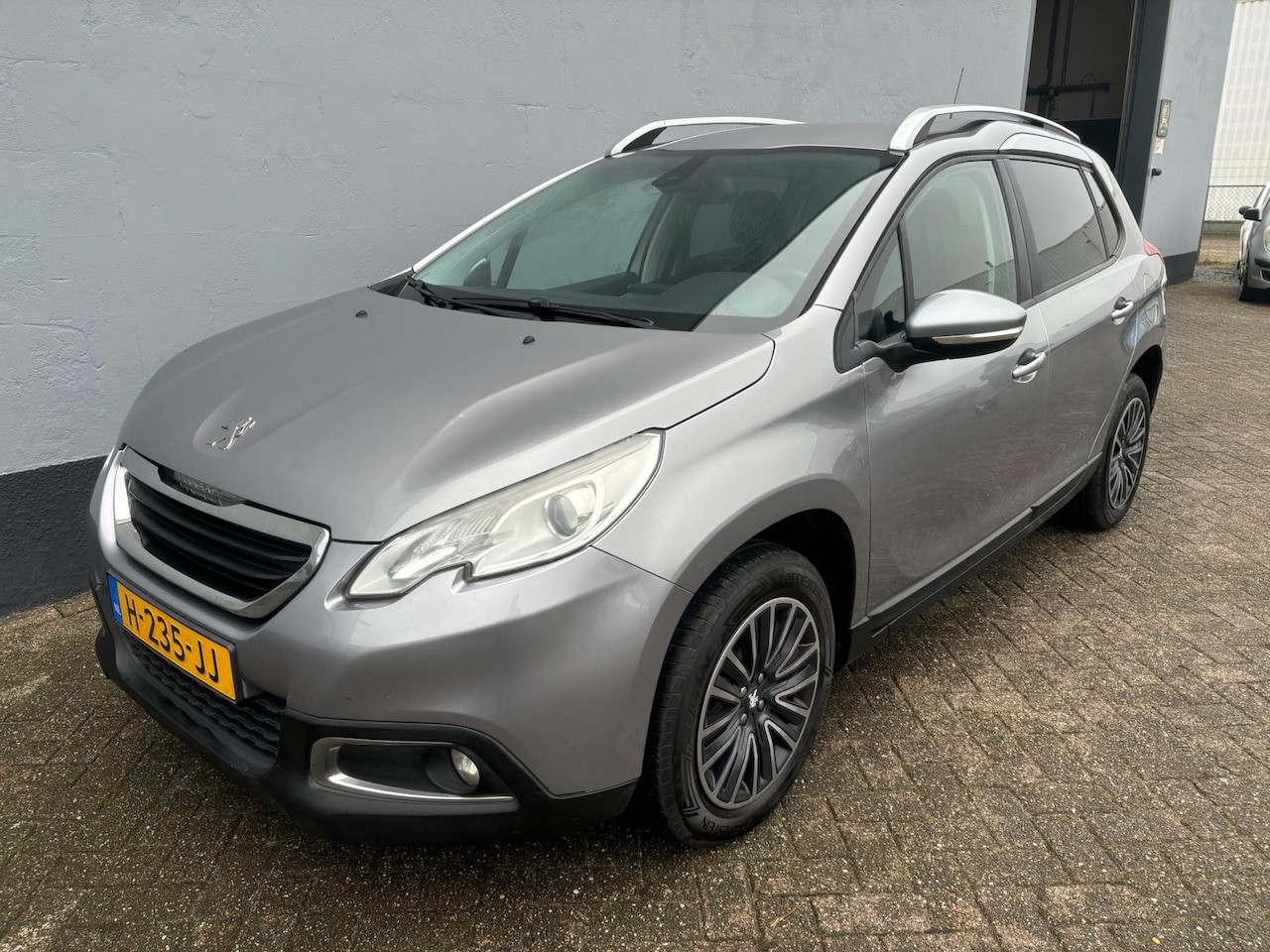 Peugeot 2008 - 1.6 e-HDi Blue Lease Executive - 1e Eigenaar - Navigatie - AutoWereld.nl