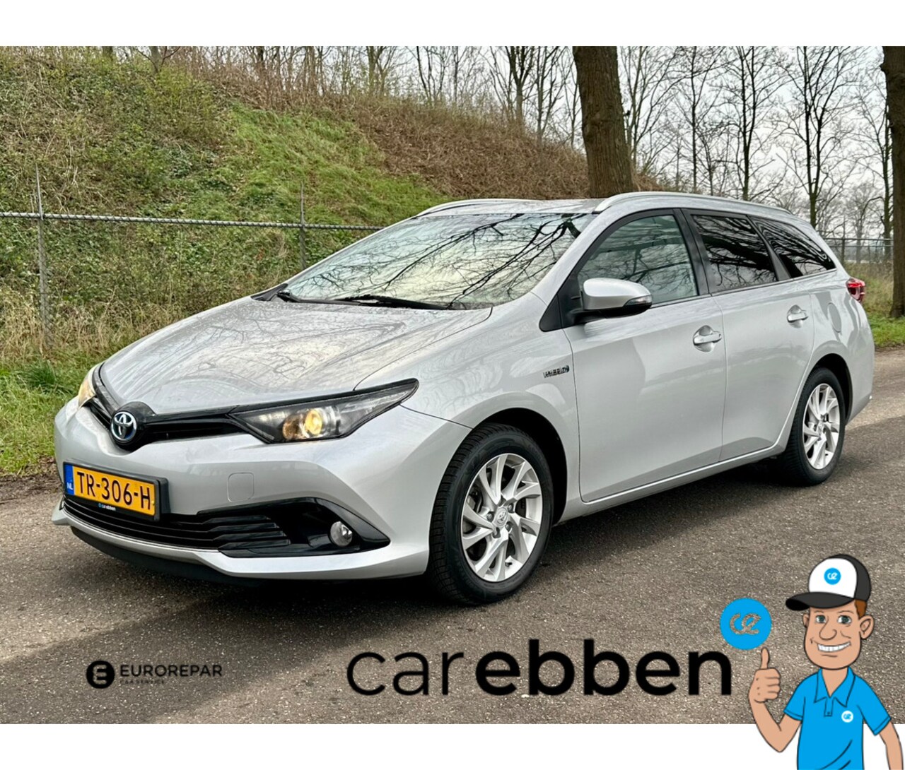 Toyota Auris Touring Sports - 1.8 Hybrid Energy Plus | Automaat | Alcantara | LED | Camera | Climate control - AutoWereld.nl