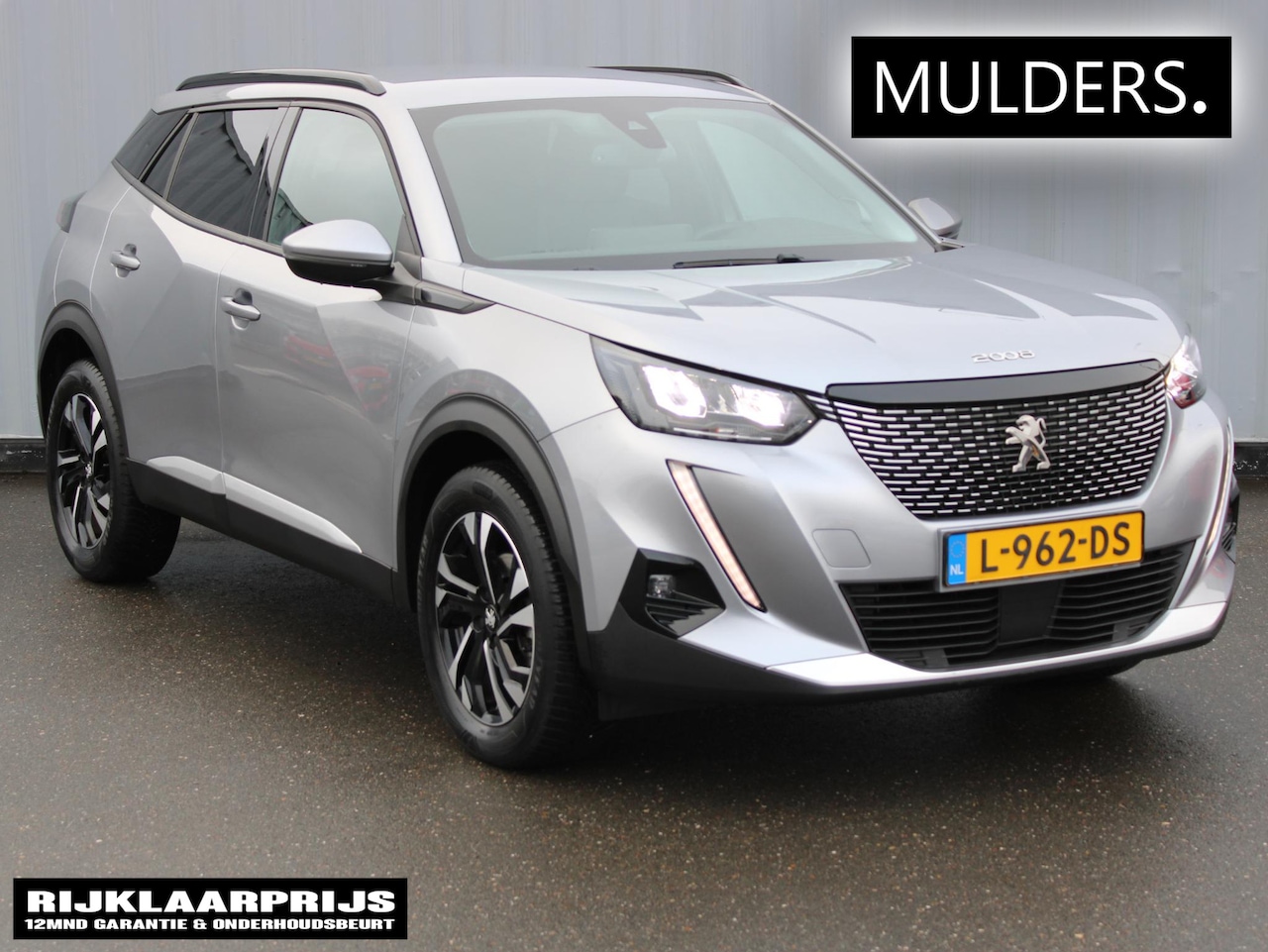 Peugeot 2008 - 1.2 PureTech Allure Navigatie / Camera / 40.000KM - AutoWereld.nl