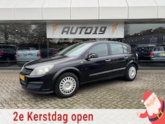 Opel Astra - 1.6 Essentia