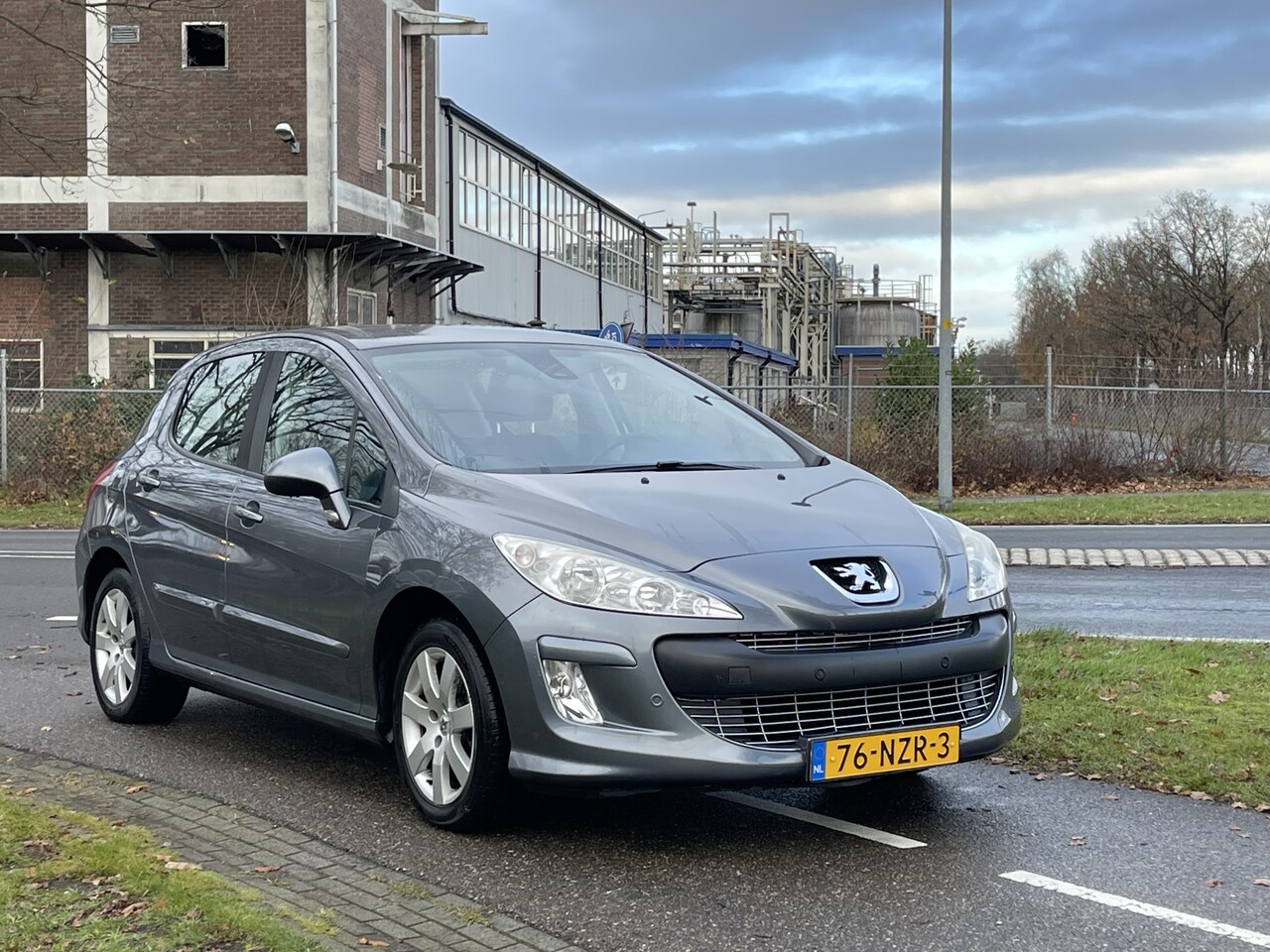 Peugeot 308 - 1.6 VTi Sublime | 5 Deurs | Automatische Airco | Cruise Control | Parkeersensoren - AutoWereld.nl