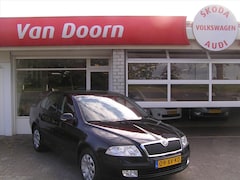 Skoda Octavia - 1.6 75KW Ambiente