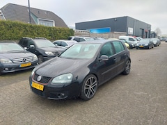 Volkswagen Golf - 1.6 FSI Trendline