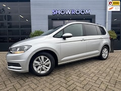 Volkswagen Touran - 1.5 TSI Comfortline Business 7p 150PK| Elektrische Trekhaak|Apple carplay|Cruise