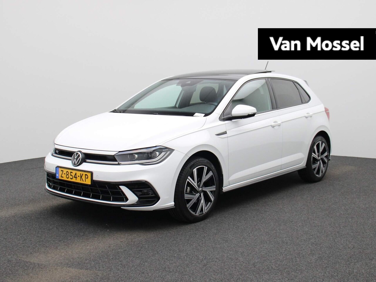 Volkswagen Polo - 1.0 TSI R-Line Business | Navigatie | Schuifdak | Airco | Parkeersensoren Voor/Achter | 17 - AutoWereld.nl