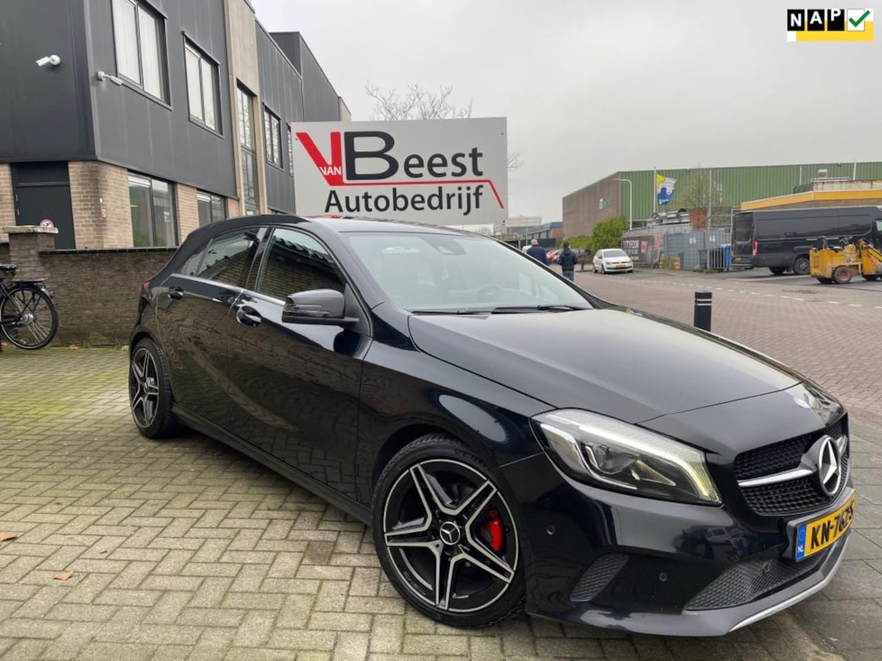 Mercedes-Benz A-klasse - 180d Lease Edition Plus NAP 18" enzv - AutoWereld.nl