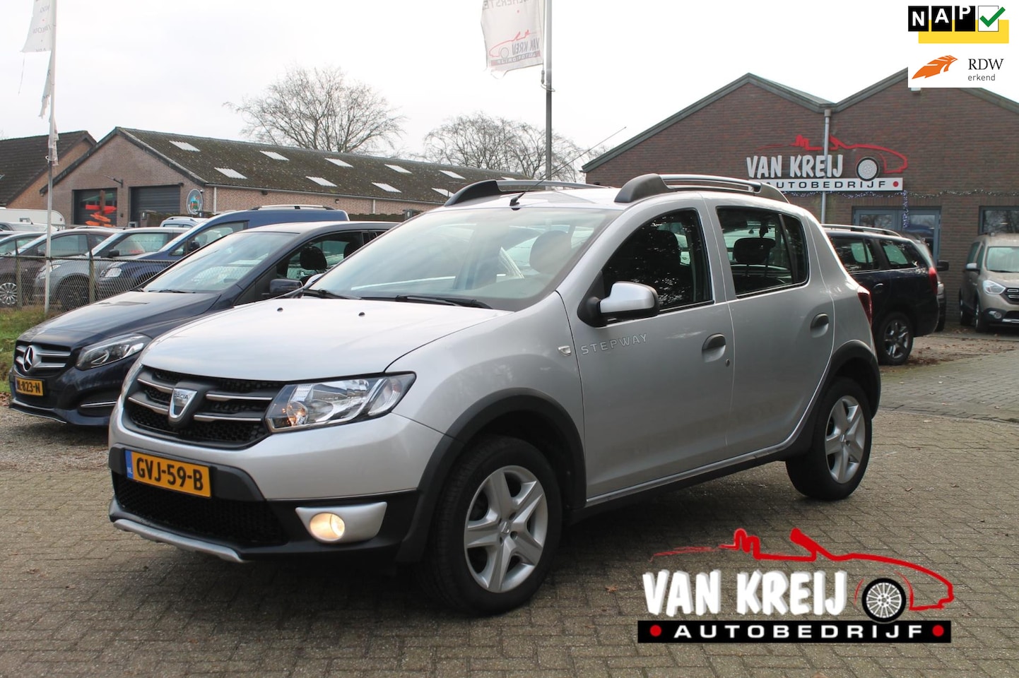 Dacia Sandero Stepway - 0.9 TCe Ambiance, airco, navi, cruise, pdc - AutoWereld.nl