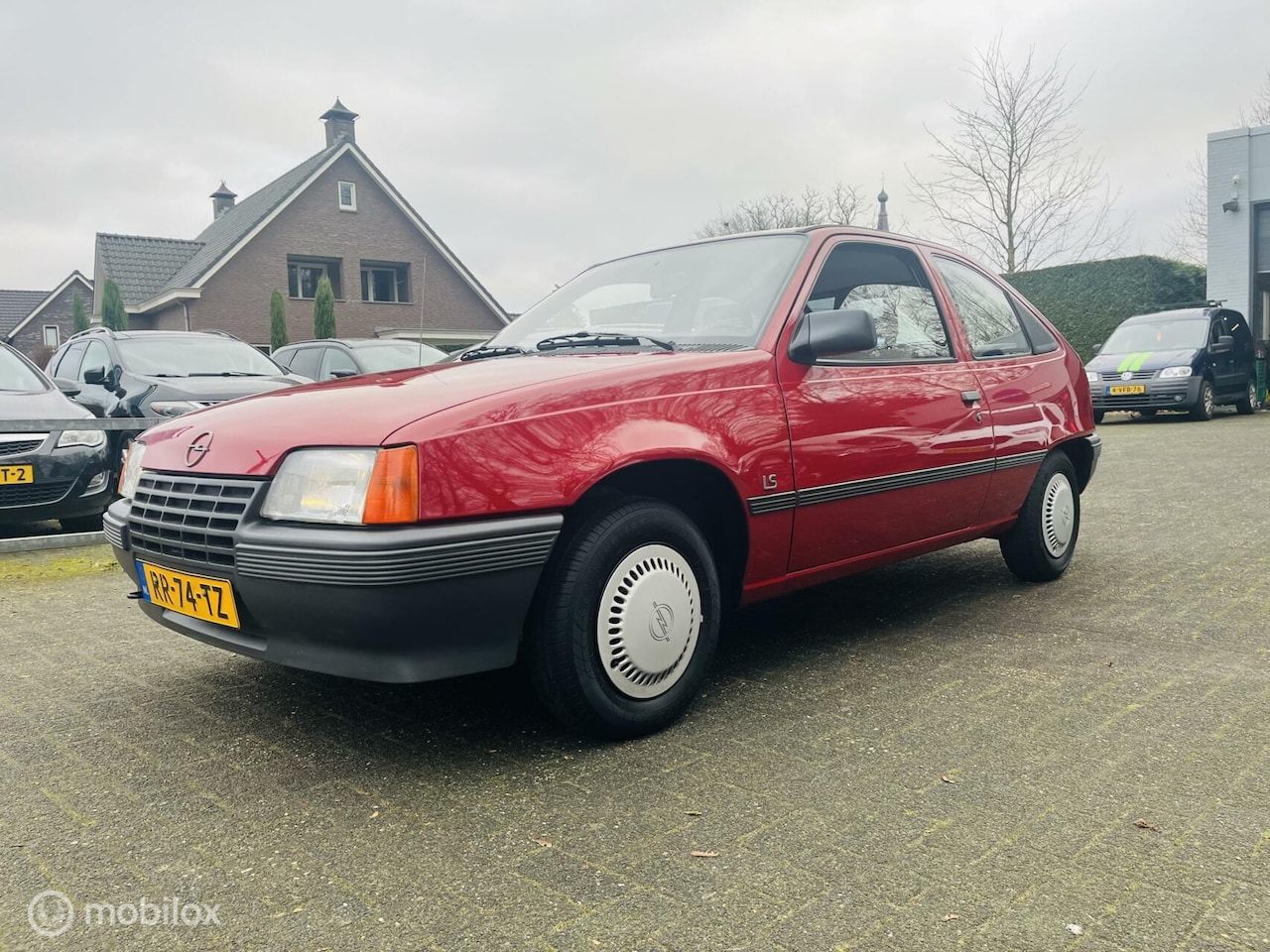 opel-kadett-1-2s-ls-1987-moet-gezien-worden-nieuwstaat.jpg