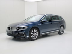 Volkswagen Passat Variant - 1.4 TSI 218pk DSG6 GTE [ PANODAK+TREKHAAK+LED+CAMERA+CARPLAY+PDC+CLIMAAT ]