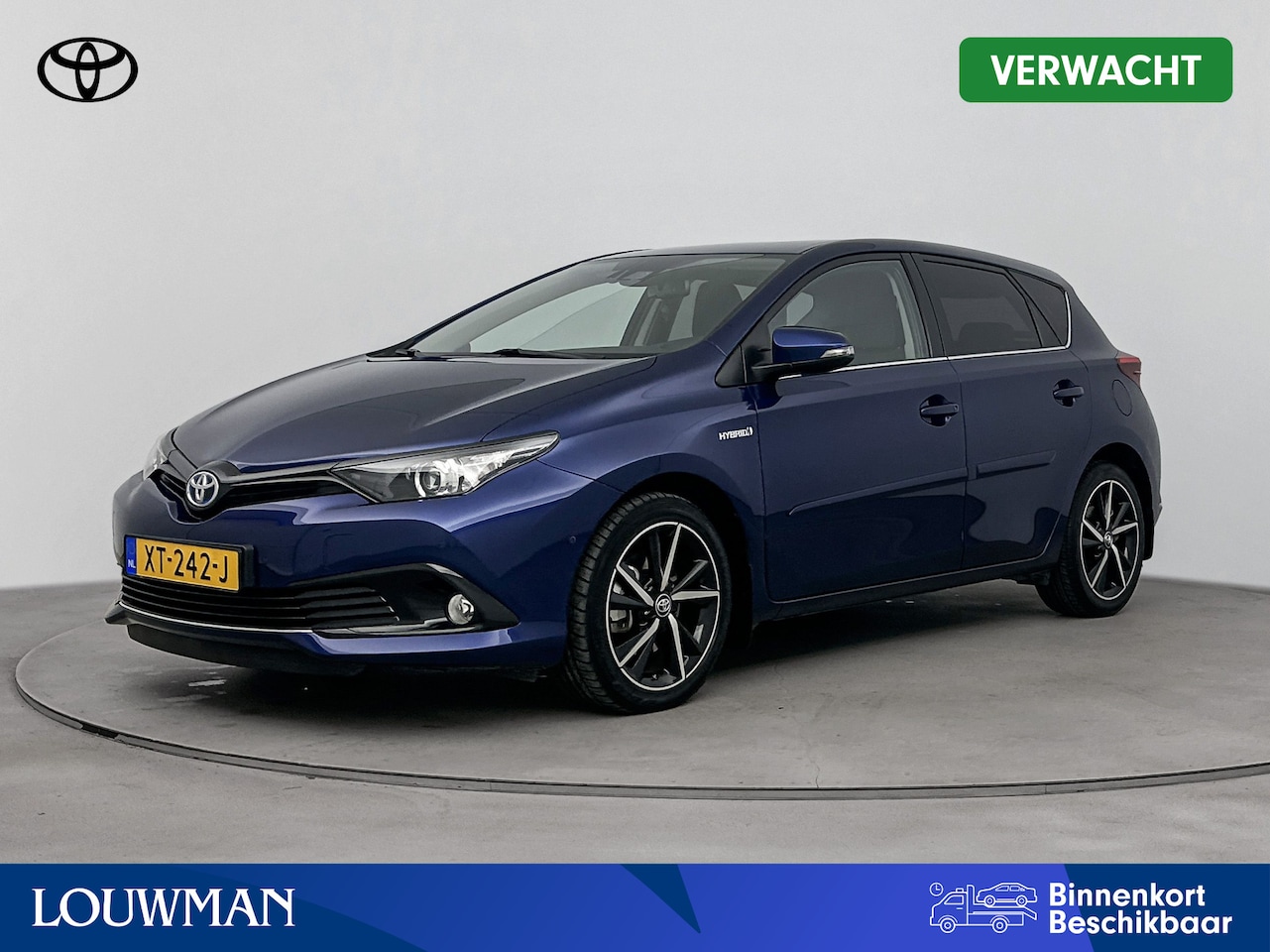 Toyota Auris - 1.8 Hybrid Dynamic Ultimate | Navigatie | Stoelverwarming | Cruise Control Adaptief | Clim - AutoWereld.nl