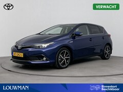 Toyota Auris - 1.8 Hybrid Dynamic Ultimate | Navigatie | Stoelverwarming | Cruise Control Adaptief | Clim