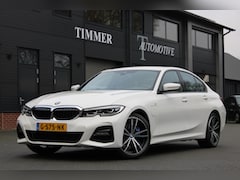 BMW 3-serie - 330e eDrive Edition M-Sport Dealer onderhouden Nederlandse auto 19 inch wielen Stoelverwar