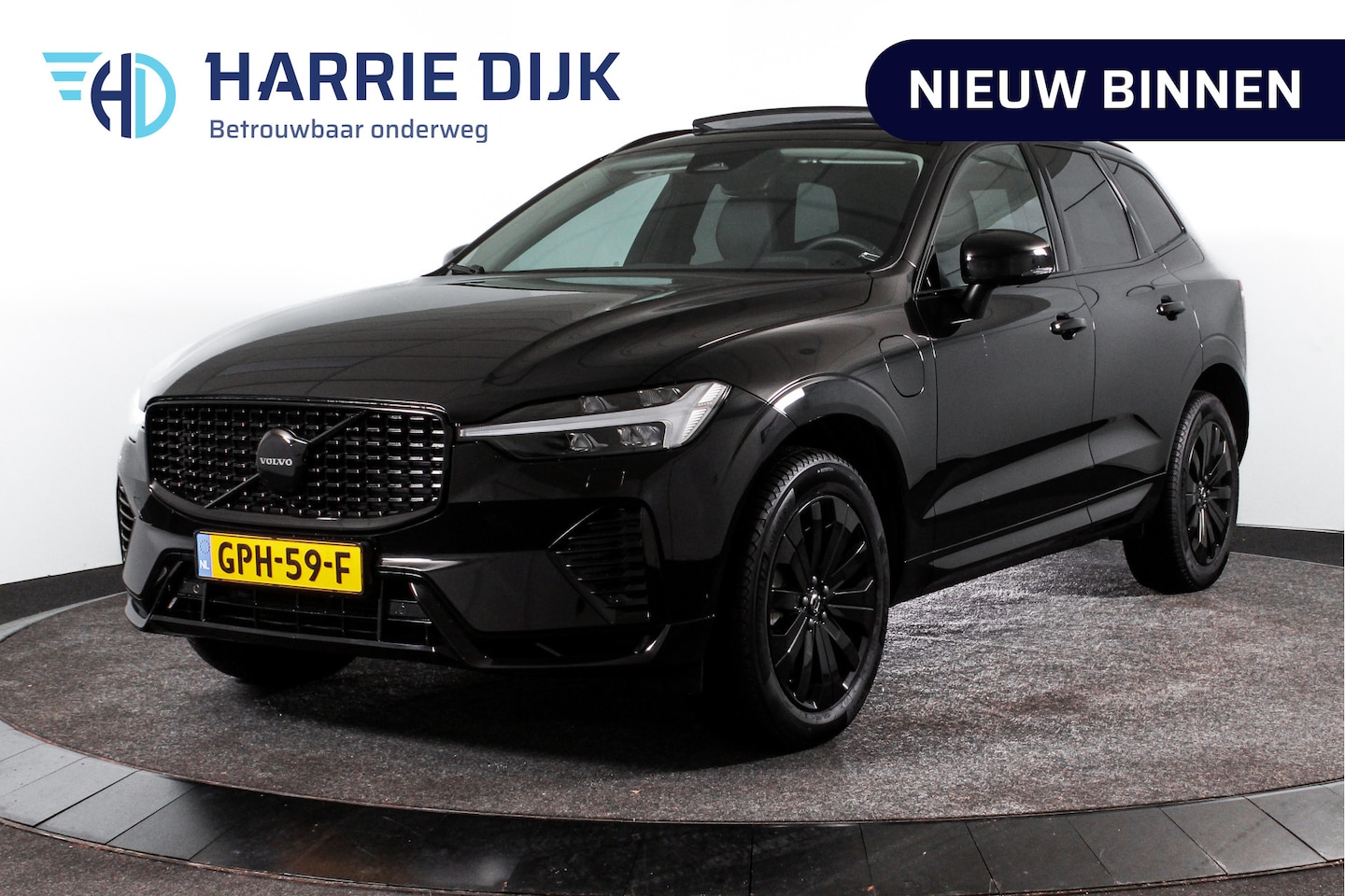 Volvo XC60 - 2.0 T6 Plug-in hybrid AWD Plus Dark - Black Edition | S/K-Panodak | Dig. Cockpit | Adapt. - AutoWereld.nl