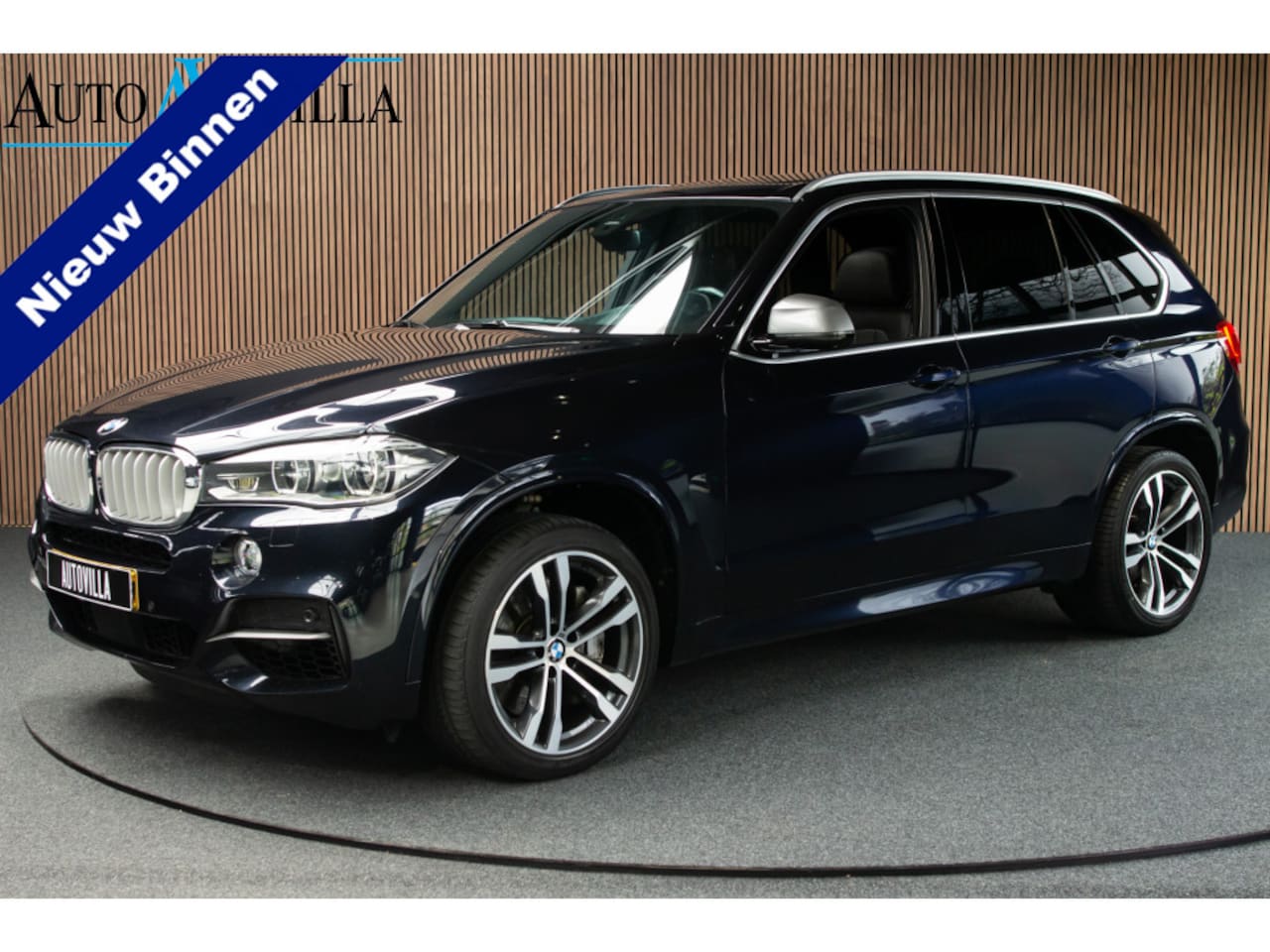 BMW X5 - M50d Nachtzicht Panorama B&O Head-up Stoelventilatie ACC Camera Keyless Trekhaak elekt. ui - AutoWereld.nl