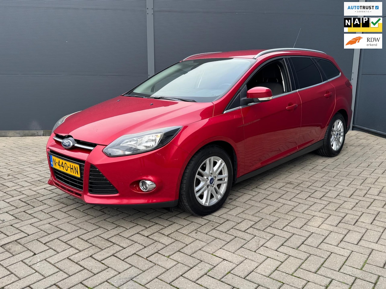 Ford Focus Wagon - 1.0 EcoBoost Titanium / Navi / Camera - AutoWereld.nl