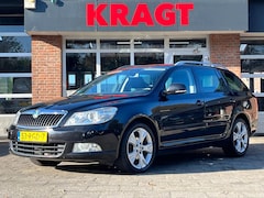 Skoda Octavia Combi - Elegance Business Line 1.2 TSI 105 pk - Xenon - navigatie - trekhaak