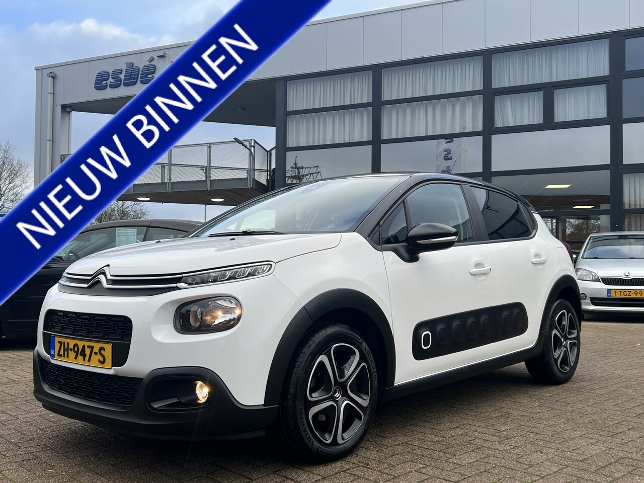 Citroën C3 - 1.2 PureTech S&S Feel Edition Navigatie Extra Getint Glas Carplay Clima + Cruise Control B - AutoWereld.nl