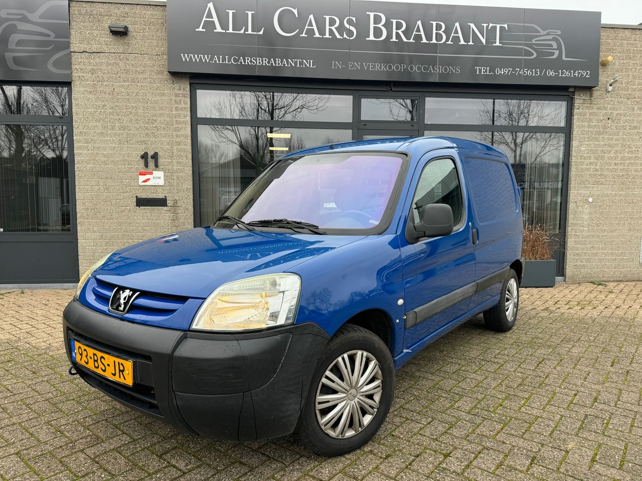 Peugeot Partner - 170C 1.4 Avantage /grijs kent/ benzine /youngtimer / airco - AutoWereld.nl