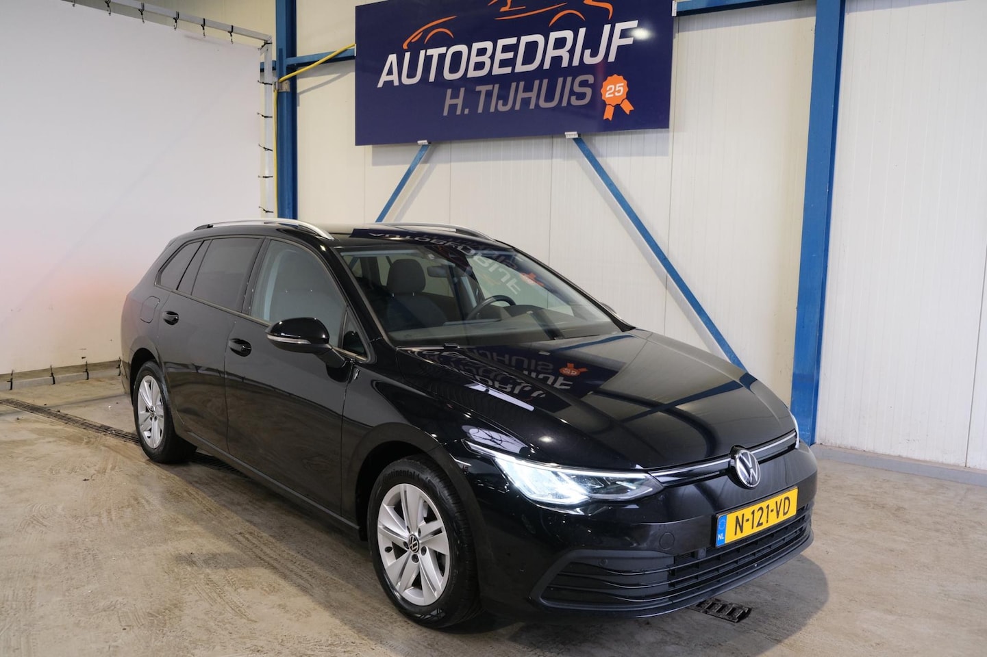 Volkswagen Golf Variant - 1.0 eTSI Life Automaat - N.A.P. Airco, Cruise, Navi, Camera, PDC. - AutoWereld.nl