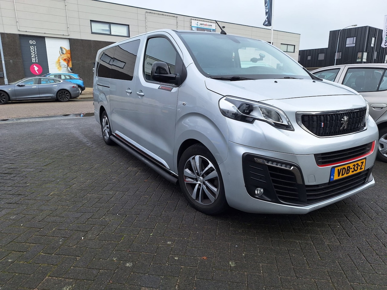 Peugeot Expert - 231L 2.0 BlueHDI 180 Sport Edition 231L 2.0 BlueHDI 180 Sport Edition - AutoWereld.nl