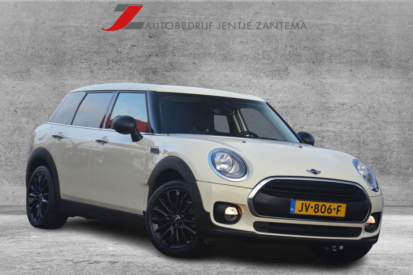 MINI Clubman - Mini 1.5 One D Business Edition | Navigatie | Sportstoelen | Clima | PDC | NL auto!! | - AutoWereld.nl