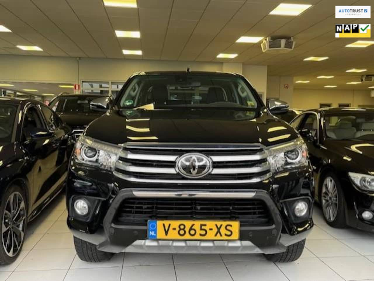 Toyota HiLux - 2.4 D-4D-F Xtra Cab Challenger 4x4/1e Eigenaar/NL auto/Dealer onderhouden/Achteruitrijcame - AutoWereld.nl