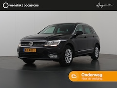 Volkswagen Tiguan - 1.4 TSI Connected Series | Trekhaak | Navigatie | Apple Carplay/Android Auto | Climate Con