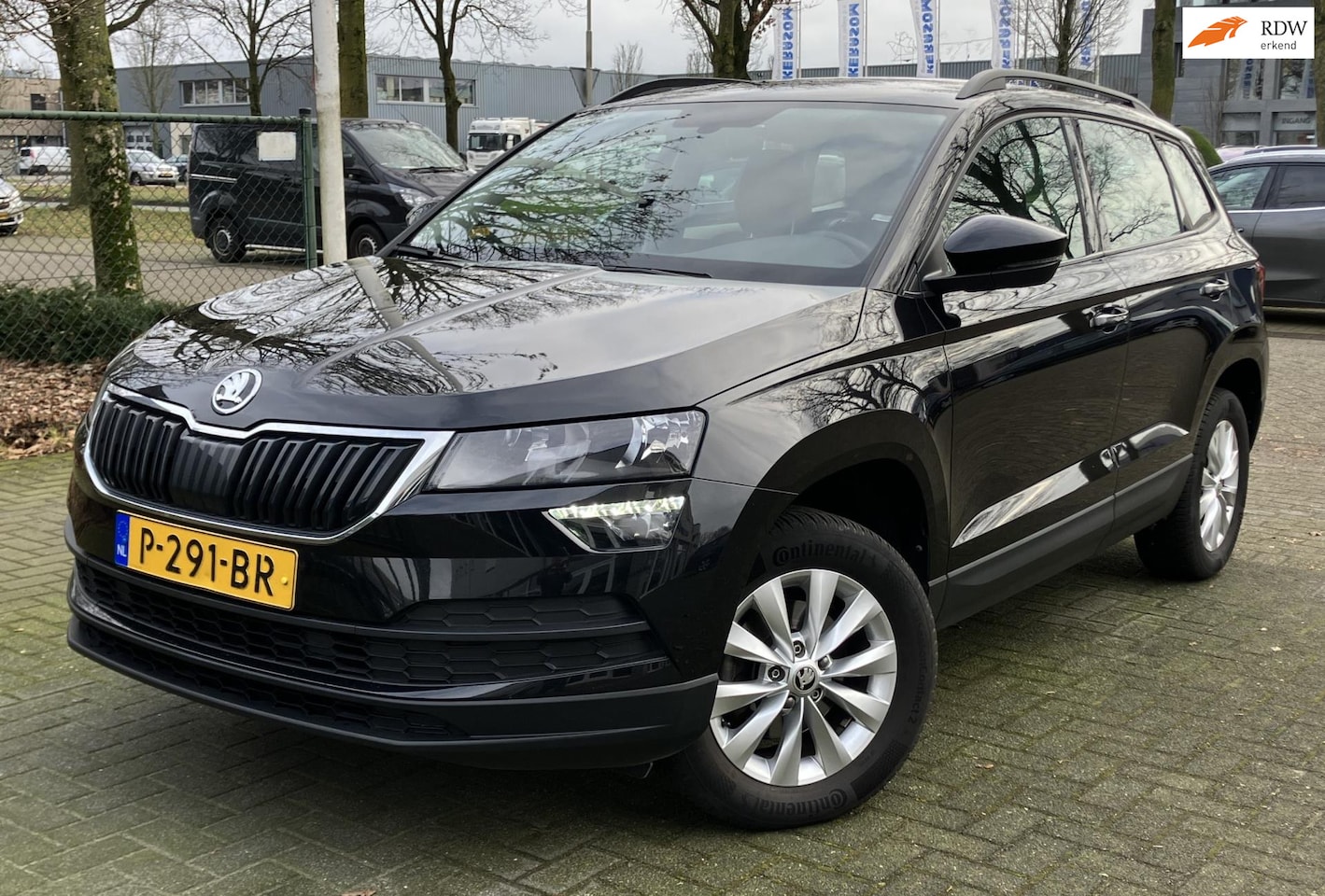 Skoda Karoq - 1.0 TSI Business Edition Navi App Carplay Pdc - AutoWereld.nl