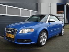 Audi S4 - Cabriolet 4.2 V8 quattro