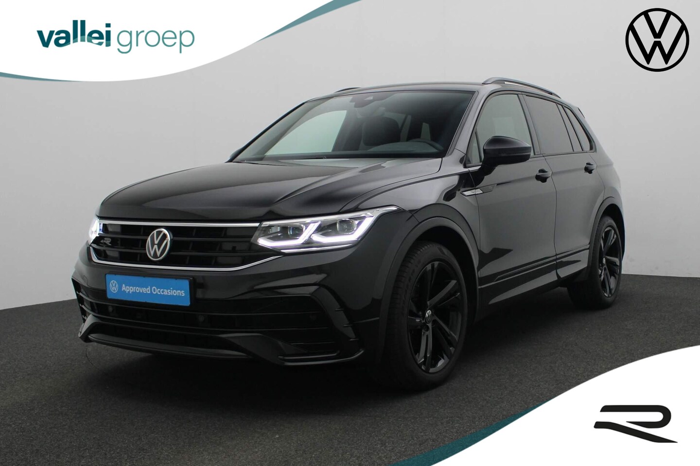 Volkswagen Tiguan - 1.5 TSI 150PK DSG R-Line Black Style | Navi | Keyless | LED plus | 19 inch | ACC | Apple C - AutoWereld.nl