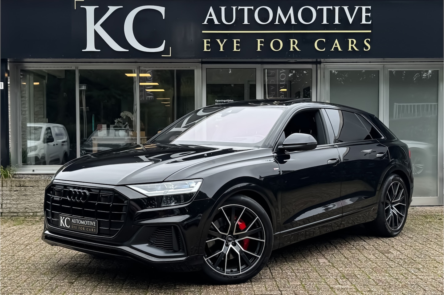 Audi Q8 - 55TFSi Quattro Pro Line S | VAN: 73.950,- VOOR 68.987,- EINDEJAARSVOORDEEL: 4.963,- Pano | - AutoWereld.nl