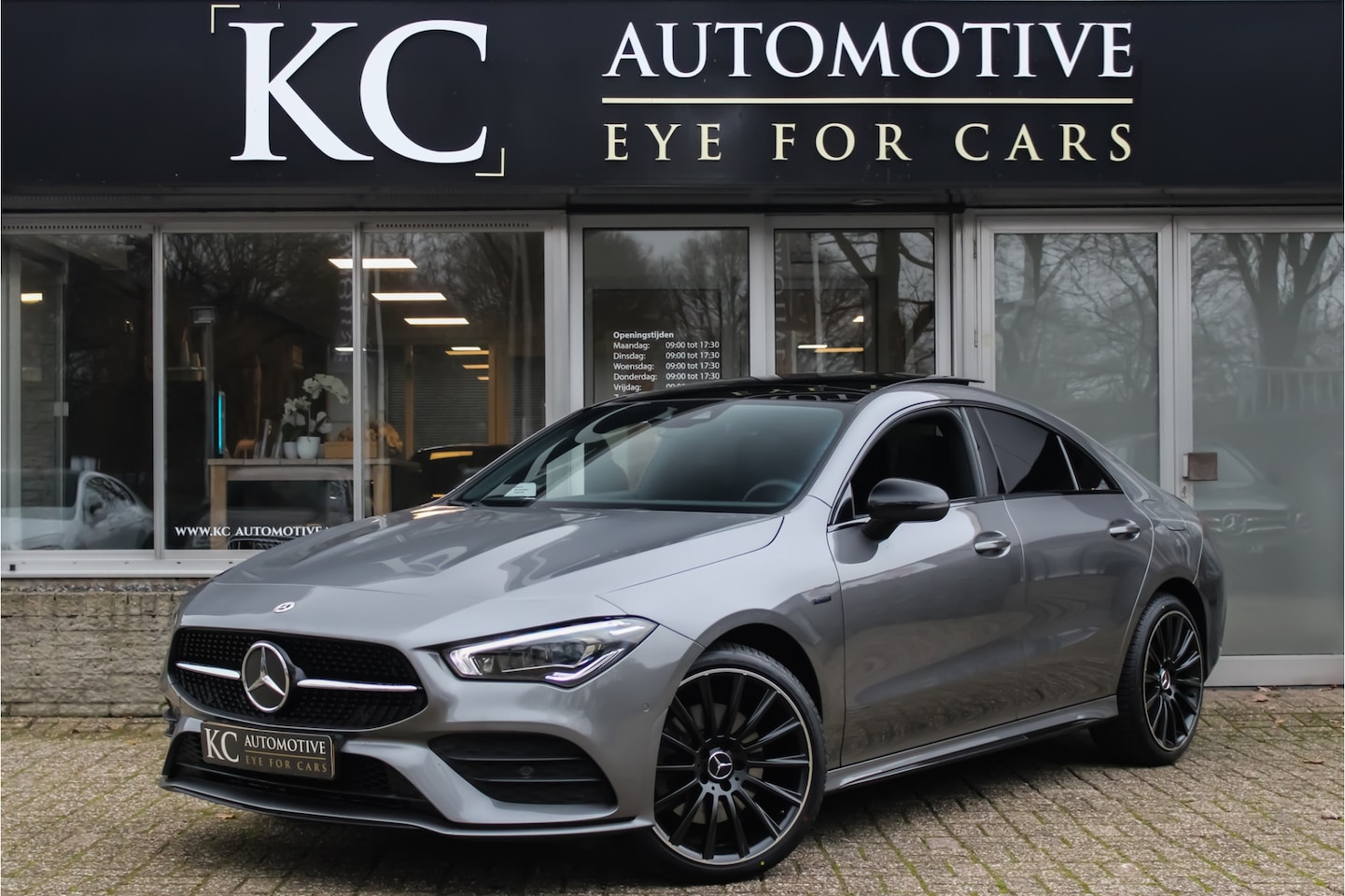 Mercedes-Benz CLA-Klasse - 250e Premium AMG Night | VAN: 34.950,- VOOR 33.987,- EINDEJAARSVOORDEEL: 963,- Pano | Sfee - AutoWereld.nl