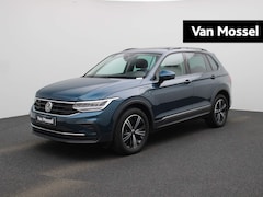 Volkswagen Tiguan - 1.4 TSI eHybrid Life | 245 PK | Automaat | Trekhaak | Stoelverwarming | Camera | Digital C