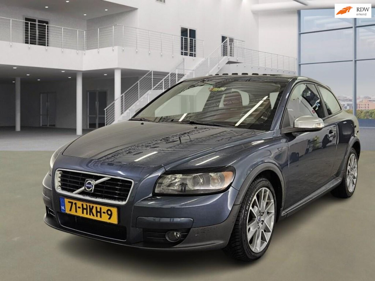 Volvo C30 - 1.6D Sport PANO CRUISE 2 X SLEUTELS - AutoWereld.nl