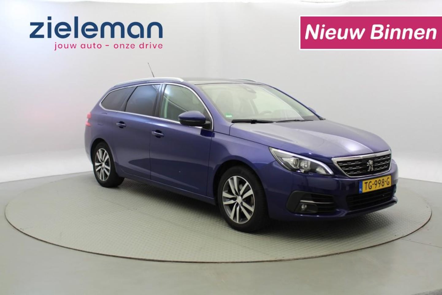 Peugeot 308 - SW 1.2 PureTech Premium - Panorama, Leer, Camera - AutoWereld.nl