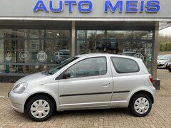 Toyota Yaris - 1.3-16V VVT-I LUNA