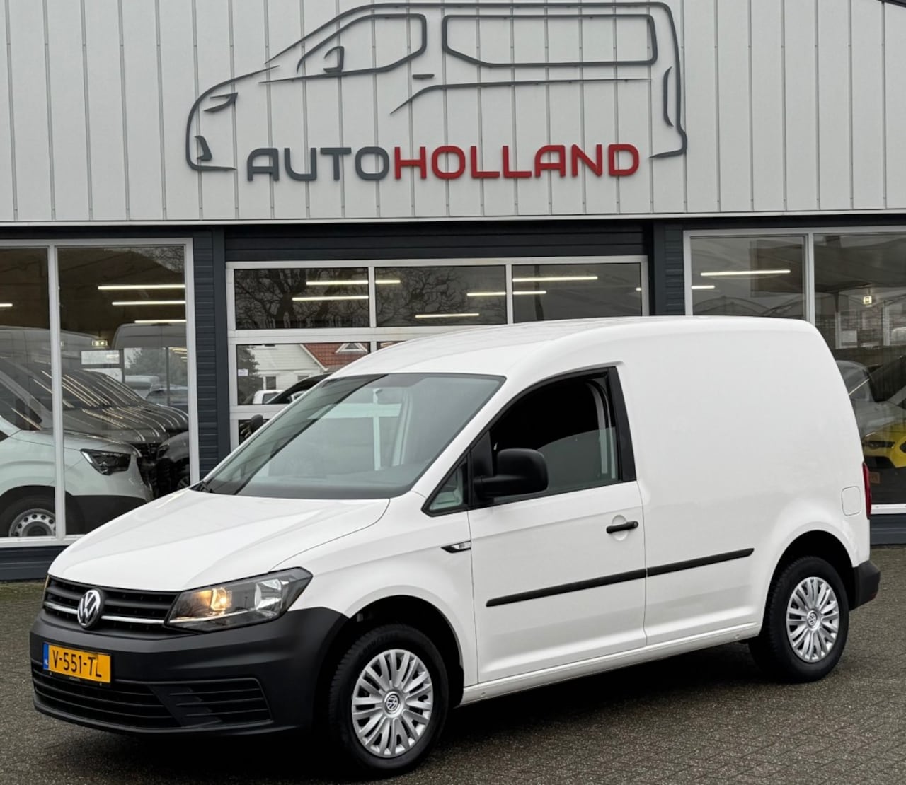 Volkswagen Caddy - 2.0 TDI 75KW 102PK EURO 6A AIRCO/ CRUISE CONTROL/ TREKHAAK/ 100% - AutoWereld.nl