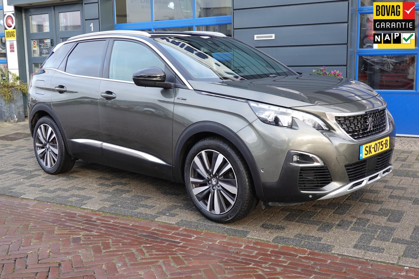 Peugeot 3008 - 1.2 PureTech GT Line PANO LEER TREKHAAK RIJKLAAR - AutoWereld.nl