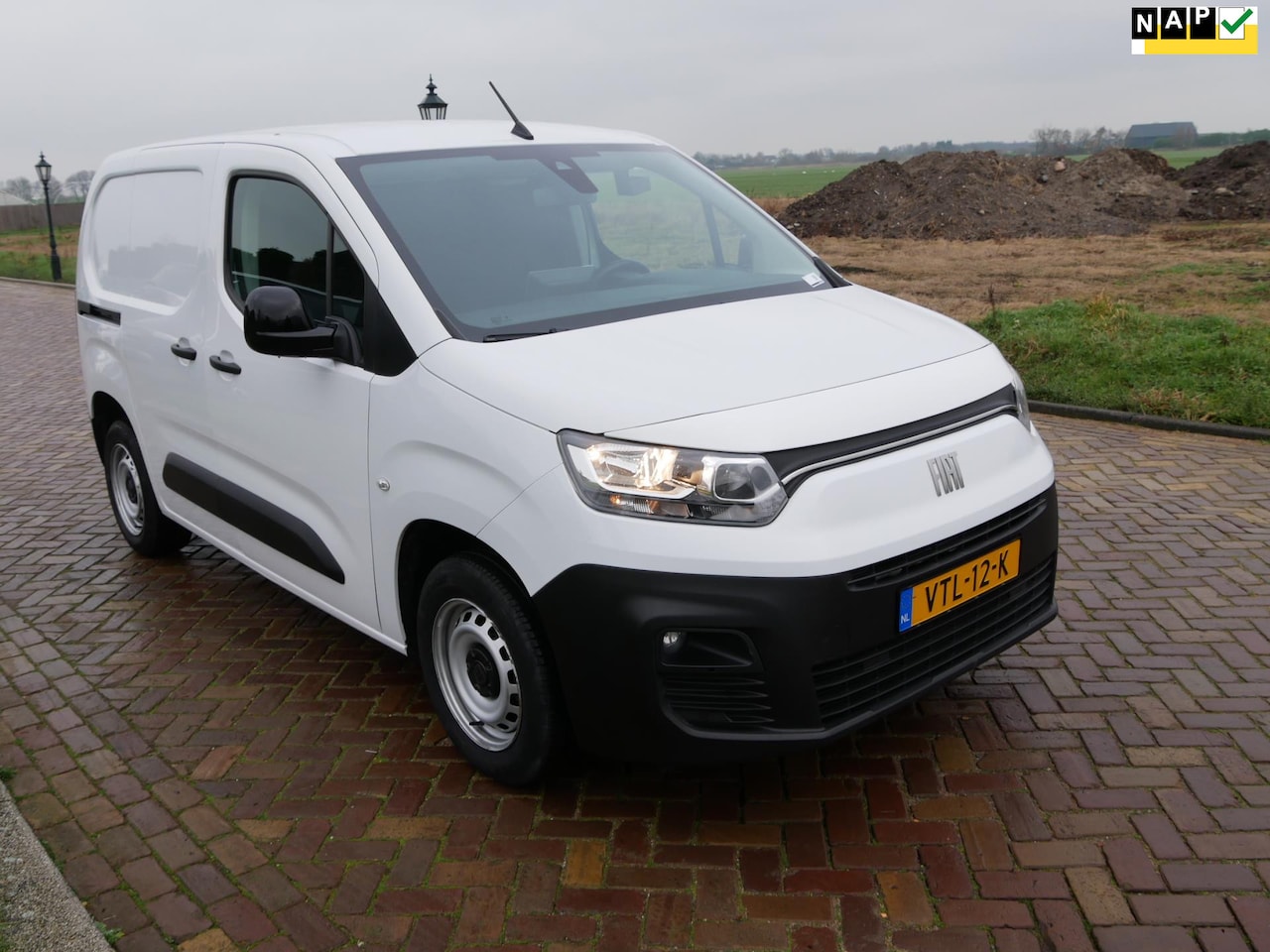 Fiat Doblò - 1.5D 100pk L1 650kg AC NAVI CAMERA (NEW MODEL 2023 !!!!) - AutoWereld.nl