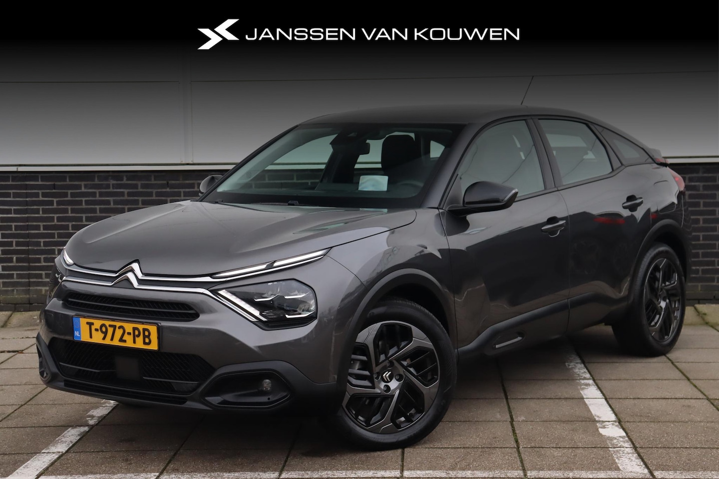 Citroën C4 - Feel Pack 1.2 130 pk Automaat *Head-Up * Achteruitrijcamera * Automaat - AutoWereld.nl