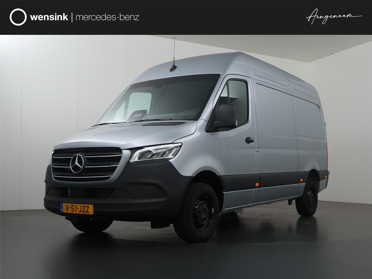 Mercedes-Benz Sprinter - 319 CDI | Aut. | L2 H2 | 3500 KG AHW | Parkeercamera | Airco | Adaptive Cruise | 3-zits | - AutoWereld.nl