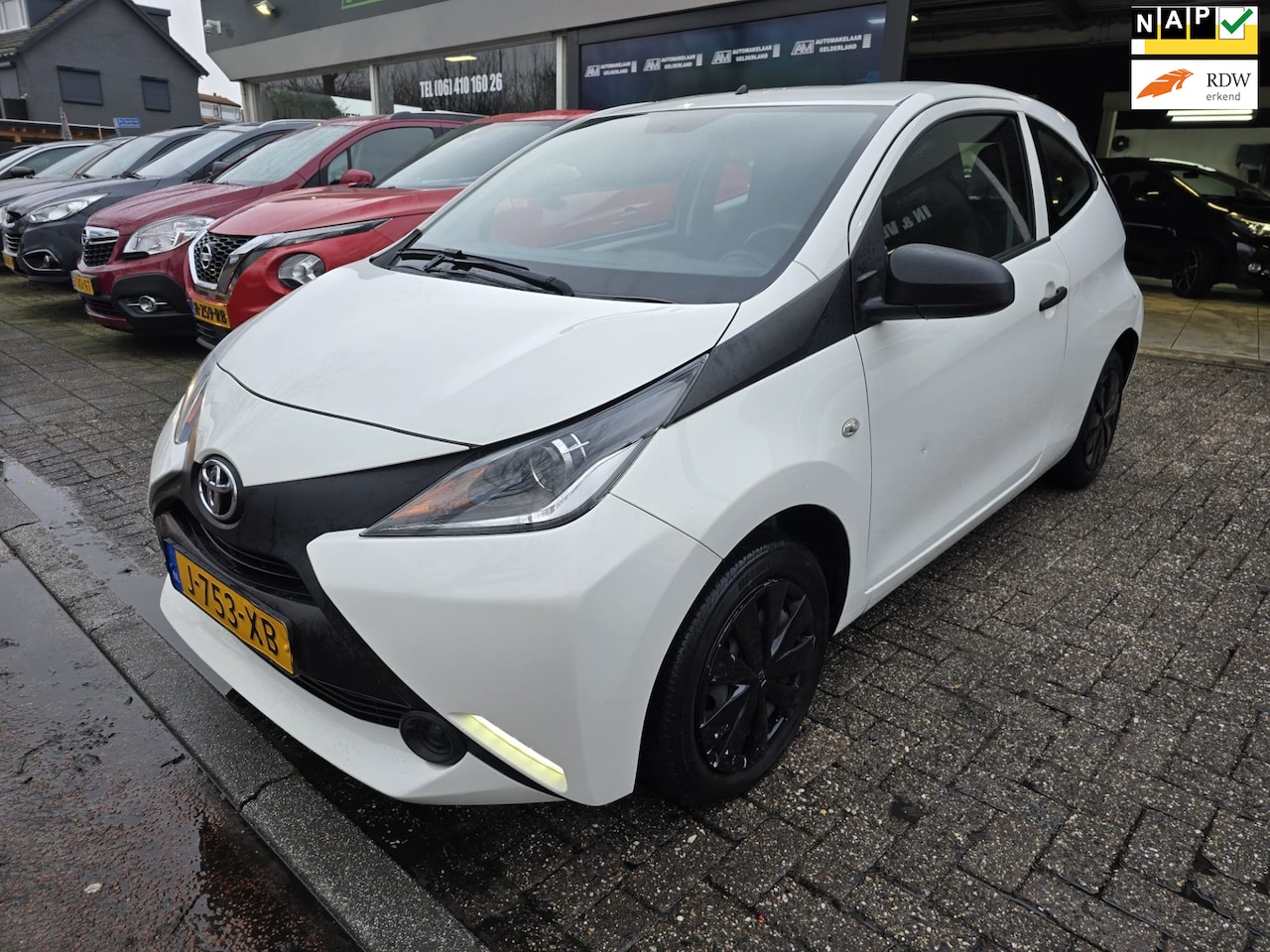 Toyota Aygo - 1.0 VVT-i x | NIEUWE APK | 12MND GARANTIE | AIRCO | - AutoWereld.nl