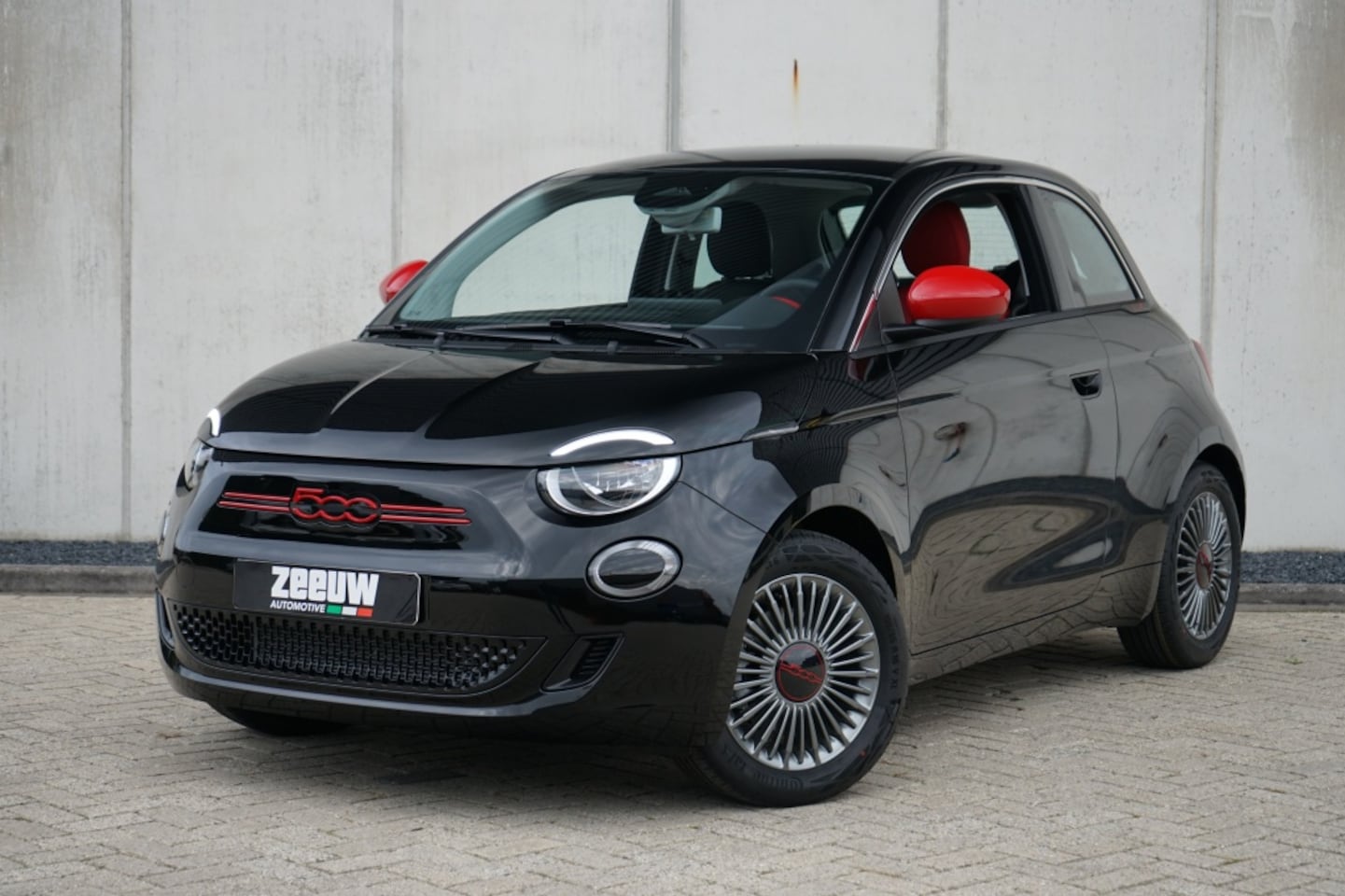 Fiat 500e - Red by Red | 16" | Carplay | Clima - AutoWereld.nl