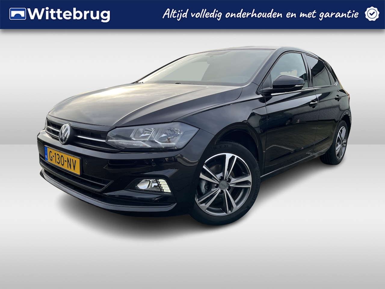 Volkswagen Polo - 1.0 TSI Comfortline Style Executive Navigatie / Parkeersensoren / Airco /  LM velgen  / Cr - AutoWereld.nl