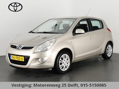 Hyundai i20 - 1.2i I-MOTION 5-DRS AIRCO CENTRALE VERGRENDELING. ELEKTRISCHE RAMEN