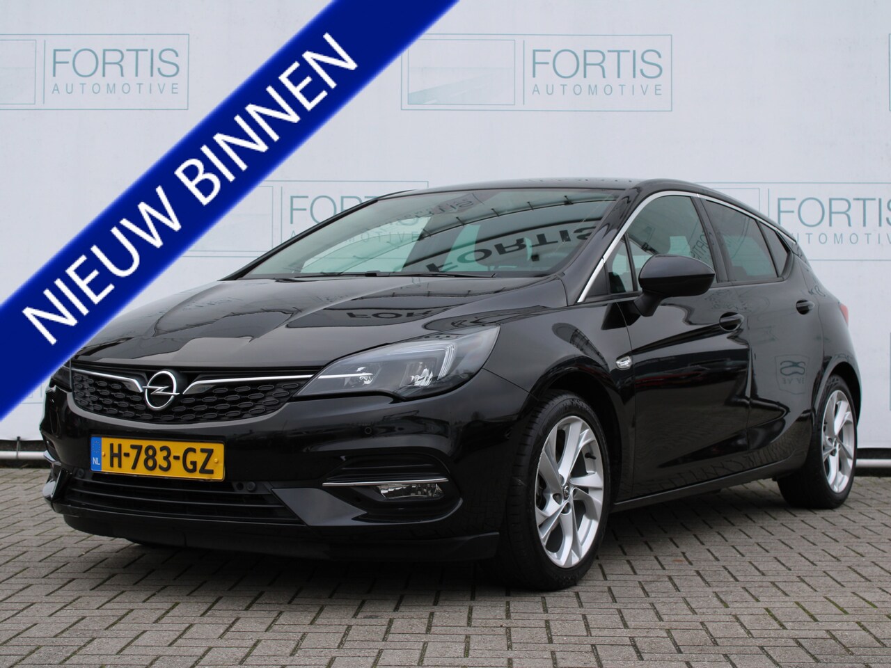 Opel Astra - 1.2 Edition NAVI| AIRCO| TREKHAAK - AutoWereld.nl