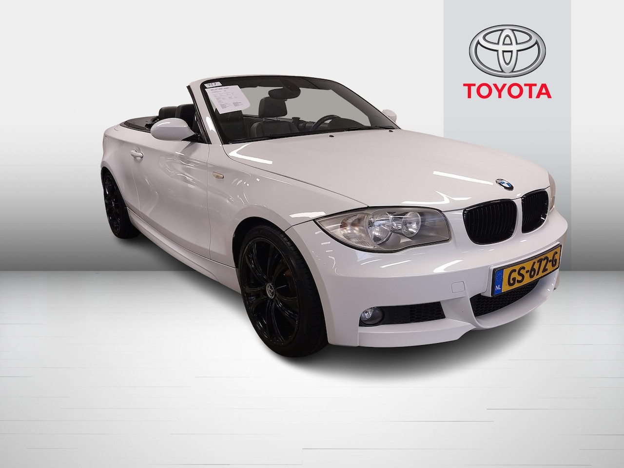 BMW 1-serie Cabrio - 118i High Executive . AIRCO . LEDER . LICHTMETALEN VELGEN . - AutoWereld.nl