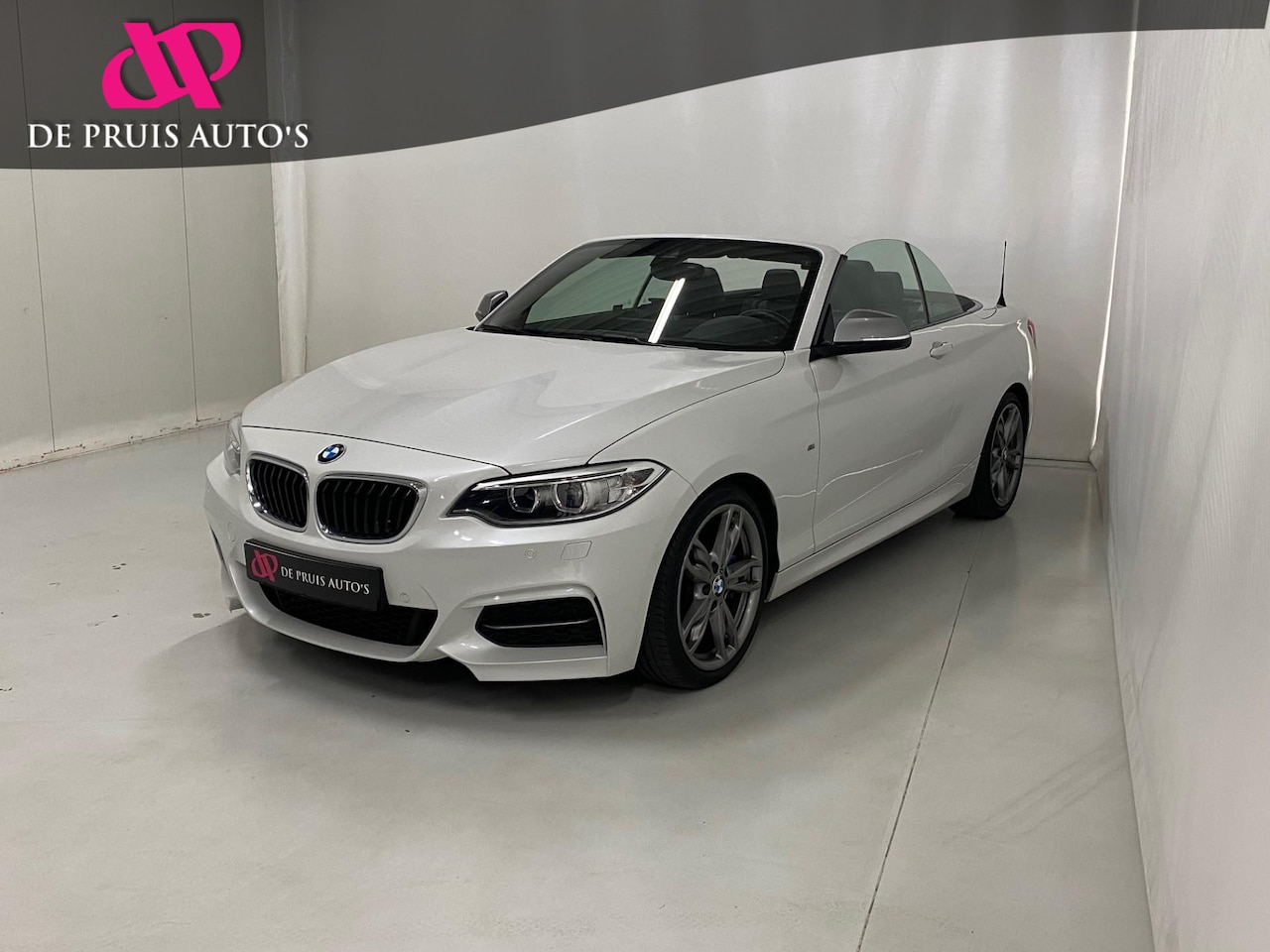 BMW 2-serie Cabrio - M235i High Executive Harman Kardon Camera Leer Stoel + Memory - AutoWereld.nl