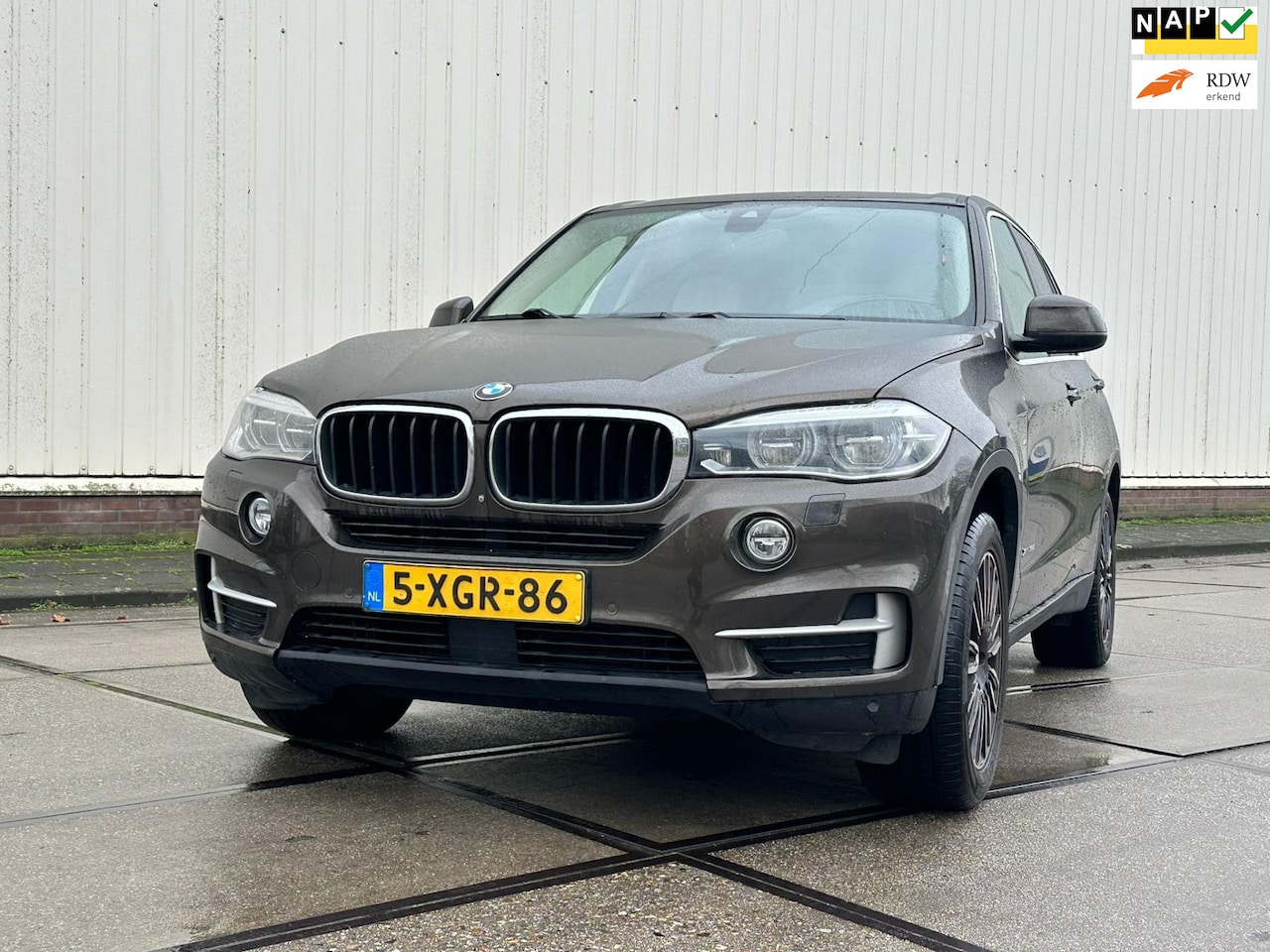 BMW X5 - XDrive35i High Executive 7p. Pano/Leer/Camera - AutoWereld.nl